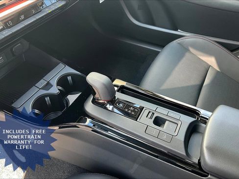 New 2026 Toyota Prius Plug-In Hybrid FWD image 10
