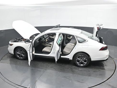 New 2025 Honda Accord EX-L image 49