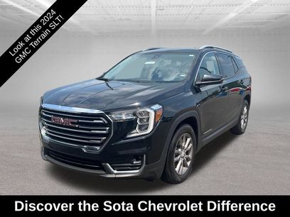Used 2024 GMC Terrain SLT
