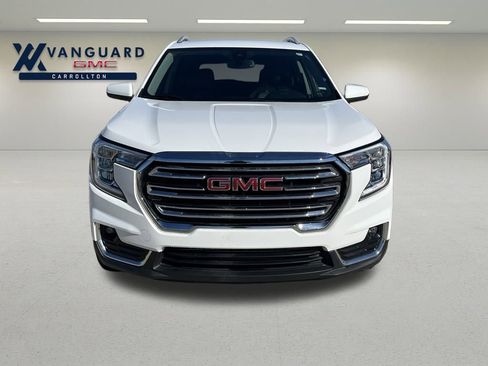 Used 2023 GMC Terrain SLT image 10