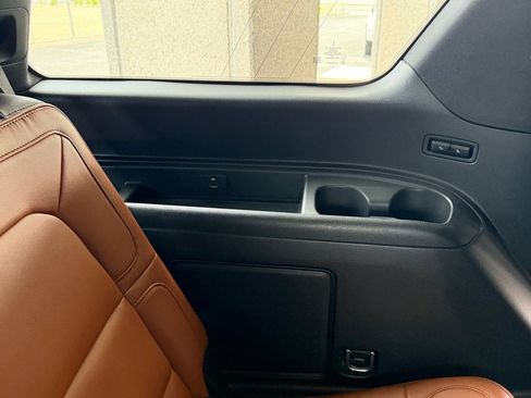 Used 2018 Lincoln Navigator Reserve w/ Technology Package AWD/4WD image 34
