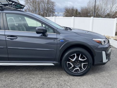 Used 2021 Subaru Crosstrek Hybrid w/ Moonroof Package w/Navigation image 8