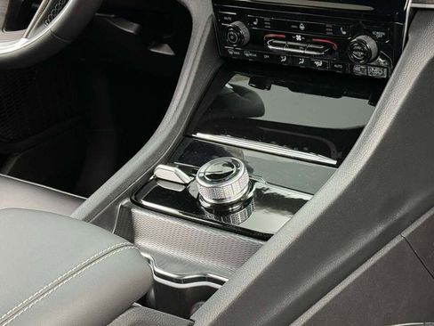 New 2025 Jeep Grand Cherokee L Limited image 26