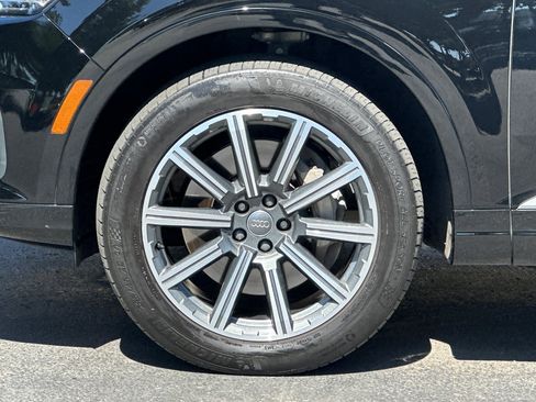 Used 2017 Audi Q7 2.0T Premium Plus AWD/4WD image 40