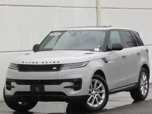 Used 2025 Land Rover Range Rover Sport SE AWD/4WD image 1
