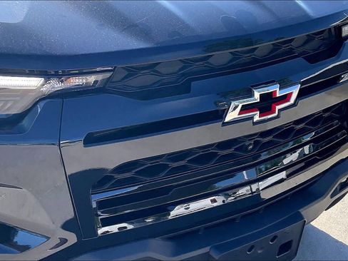 Used 2025 Chevrolet Colorado ZR2 w/ Technology Package image 29