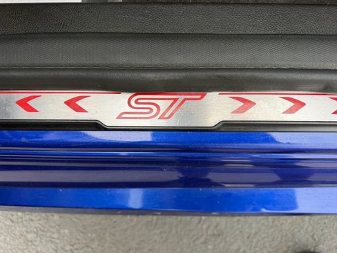 Used 2015 Ford Focus ST FWD image 25