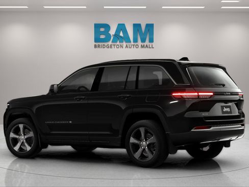 New 2026 Jeep Grand Cherokee Limited image 8