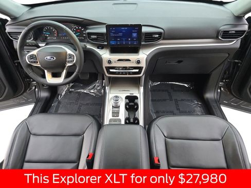 Used 2023 Ford Explorer XLT w/ Equipment Group 202A image 16