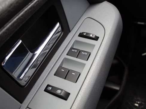 Used 2013 Ford F150 XLT w/ Luxury Equipment Group image 31