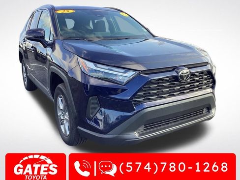 Used 2025 Toyota RAV4 XLE image 1