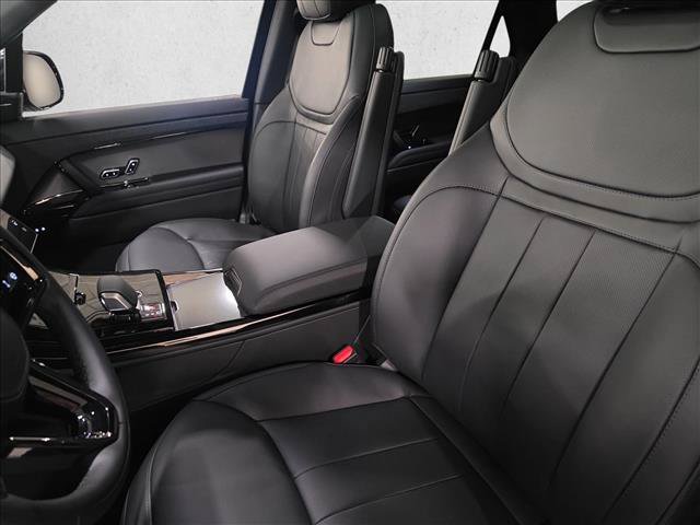 New 2027 Land Rover Range Rover Sport Dynamic SE AWD/4WD image 15