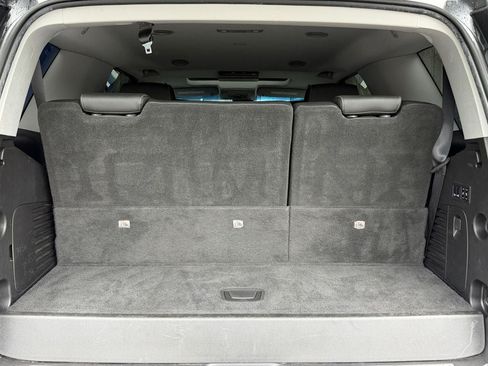 Used 2018 Chevrolet Tahoe Premier AWD/4WD image 22