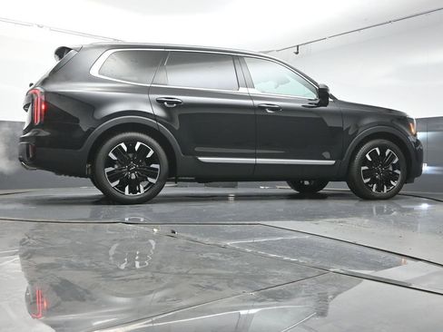 Used 2025 Kia Telluride SX image 40