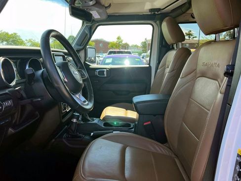 Used 2022 Jeep Wrangler Unlimited Sahara 4xe w/ Cold Weather Group image 15