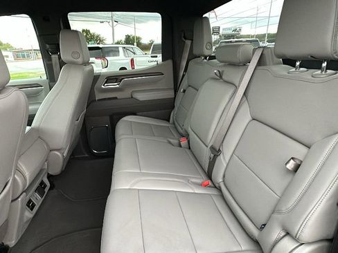 Used 2025 GMC Sierra 1500 SLT AWD/4WD image 14