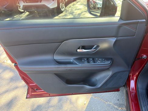 New 2026 Nissan Kicks SR image 17