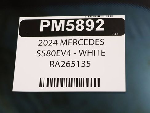 Used 2024 Mercedes-Benz S 580e 4MATIC Sedan image 32