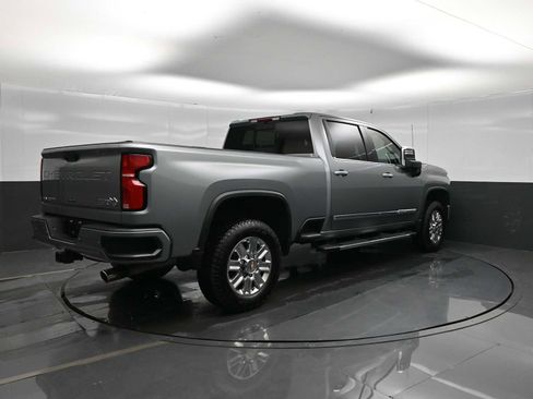 Used 2025 Chevrolet Silverado 2500 High Country w/ Z71 Off-Road Package AWD/4WD image 7