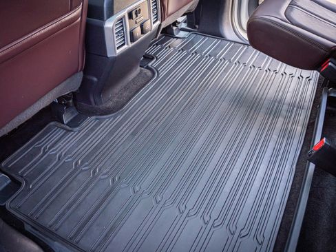 Used 2017 Ford F150 Platinum w/ Technology Package image 30