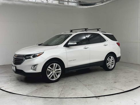 Used 2018 Chevrolet Equinox Premier FWD image 5
