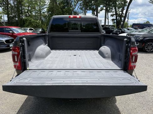 Used 2024 RAM 2500 Laramie AWD/4WD image 9