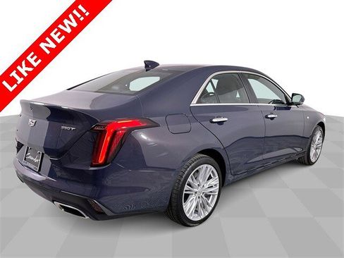 Used 2025 Cadillac CT4 Premium Luxury image 8