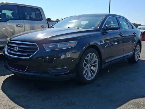 Used 2014 Ford Taurus Limited w/ Equipment Group 301A AWD/4WD image 3