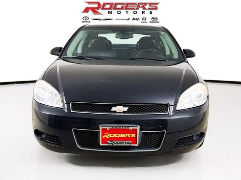 Used 2013 Chevrolet Impala LTZ image 2