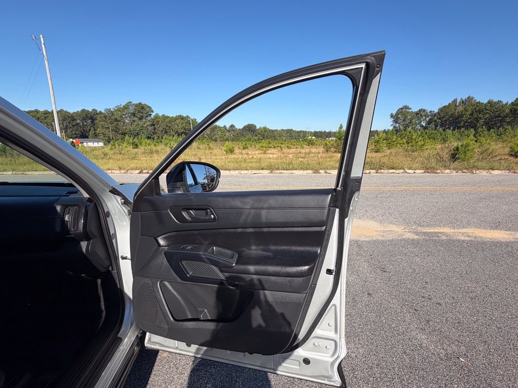 Used 2023 Nissan Pathfinder S FWD image 50