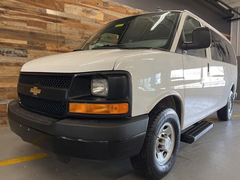Used 2016 Chevrolet Express 2500 LS image 10