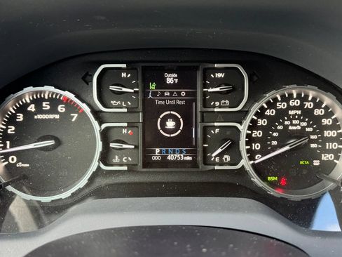 Used 2021 Toyota Tundra SR5 RWD image 12