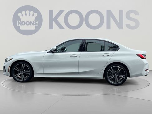 Used 2023 BMW 330i xDrive Sedan w/ Premium Package AWD/4WD image 7
