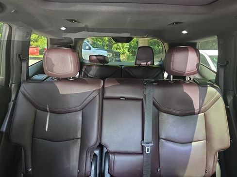 Used 2023 Cadillac XT6 Premium Luxury w/ LPO, Floor Liner Package FWD image 12