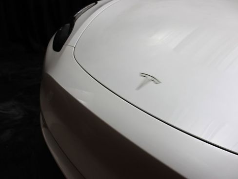 Used 2023 Tesla Model Y Long Range image 28