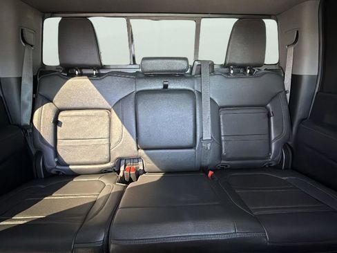 Used 2022 GMC Sierra 2500 Denali w/ Denali Black Diamond Edition image 26