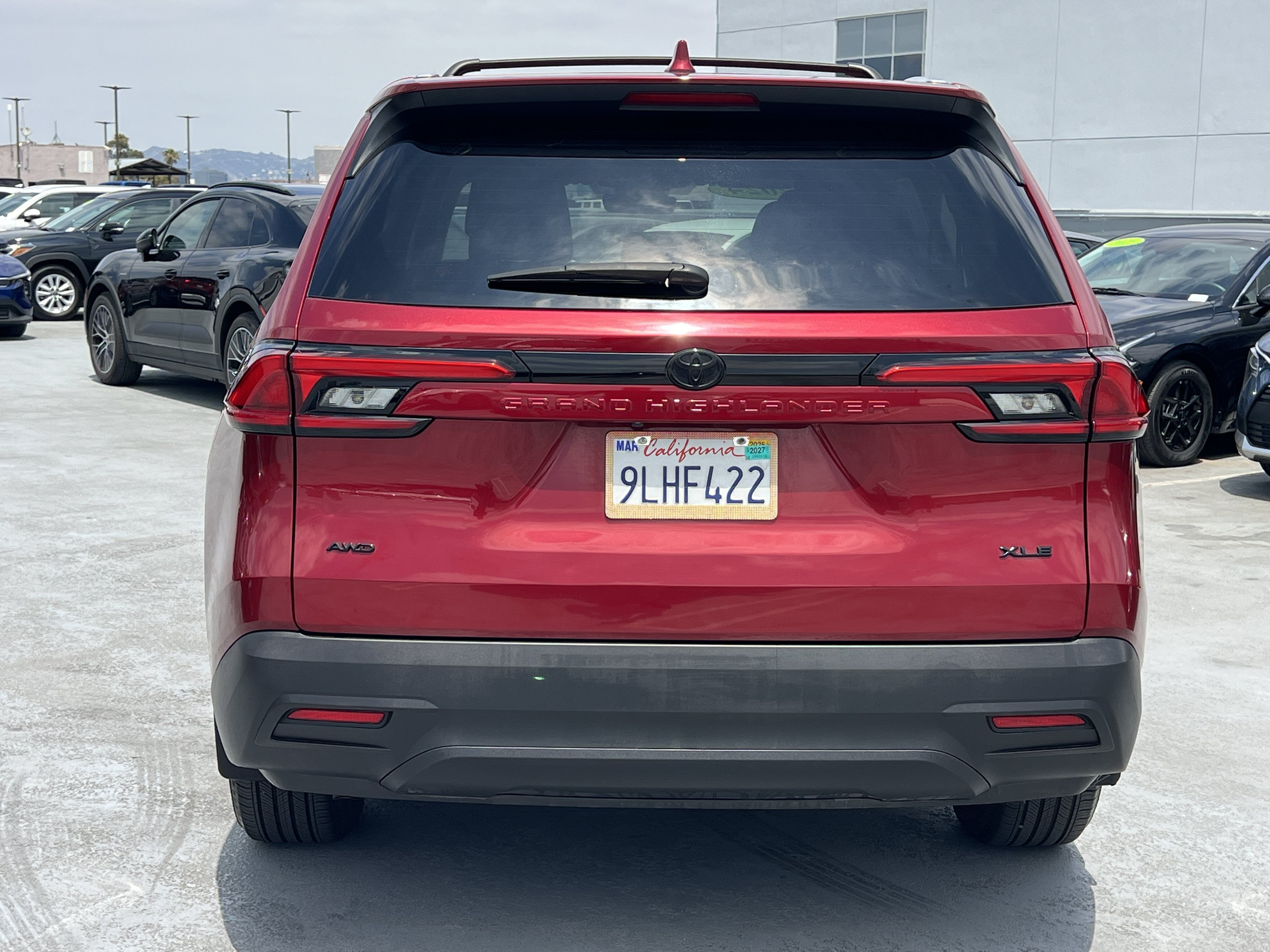Used 2024 Toyota Grand Highlander AWD image 6