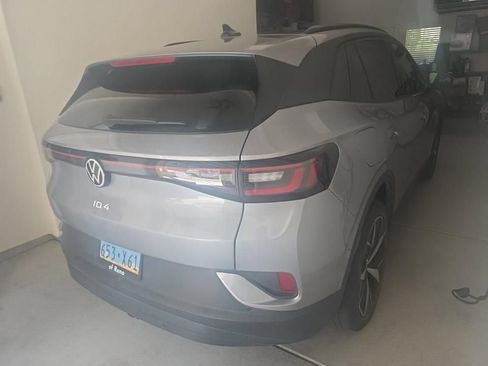 Used 2023 Volkswagen ID.4 Pro S AWD/4WD image 3