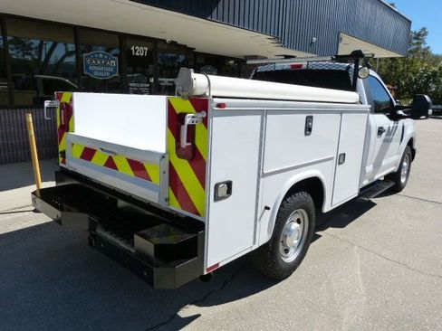 Used 2019 Ford F250 XL w/ Power Equipment Group image 5
