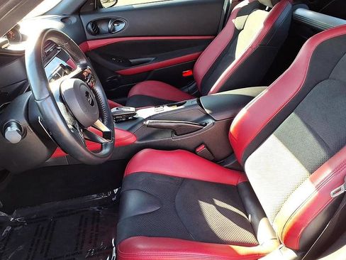 Used 2024 Nissan Z Performance w/ Floor Mat Package RWD image 16