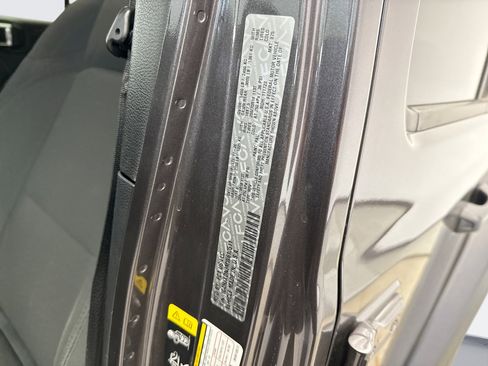 Used 2021 Jeep Wrangler Unlimited Sport AWD/4WD image 12