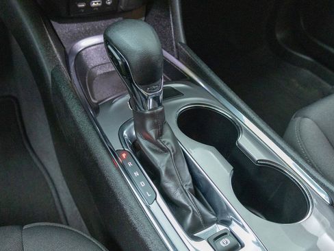 Used 2023 Chevrolet Malibu LT FWD image 29