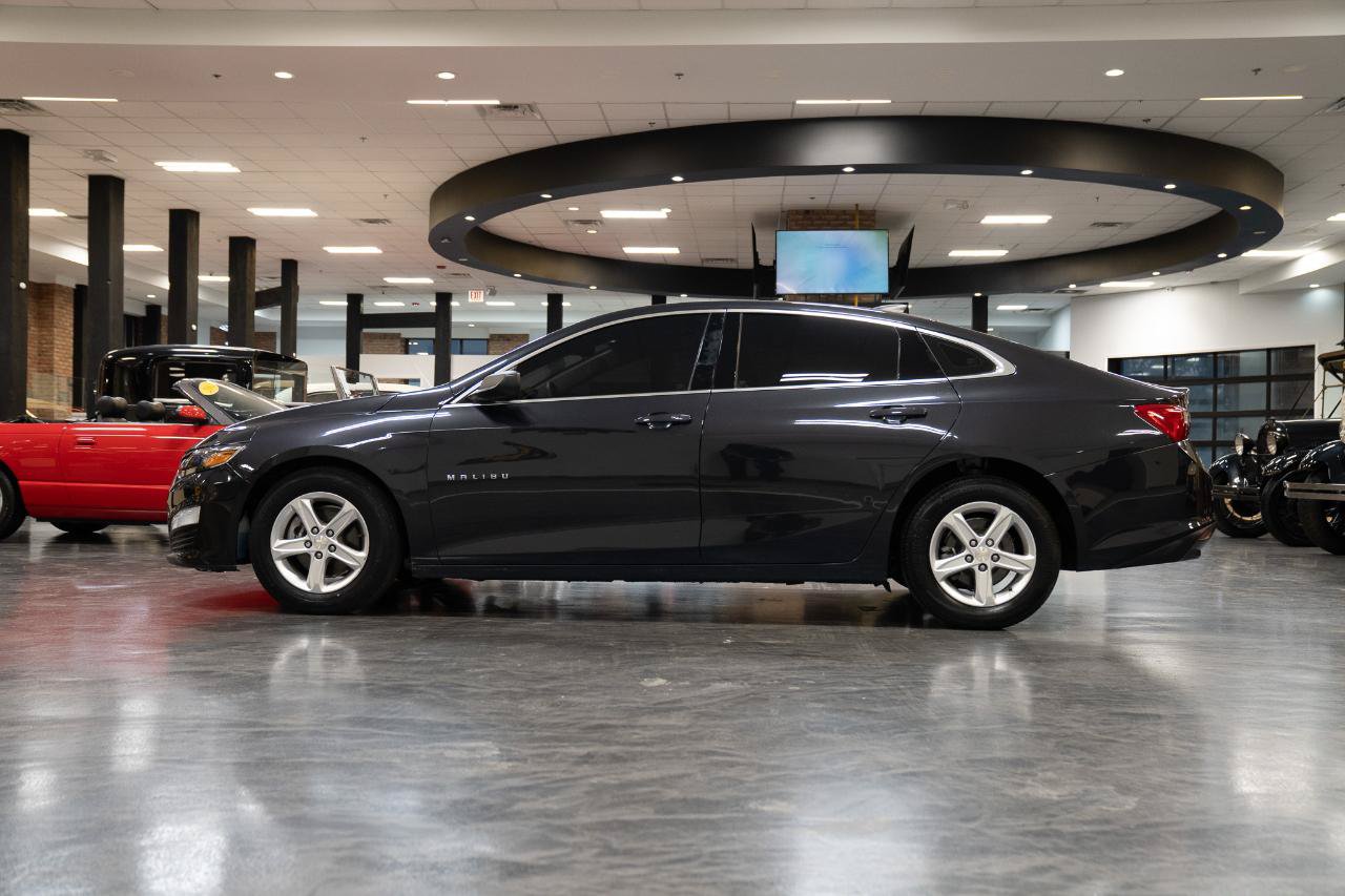 Used 2022 Chevrolet Malibu LS FWD image 6
