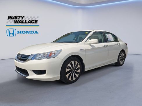 Used 2015 Honda Accord Touring image 1