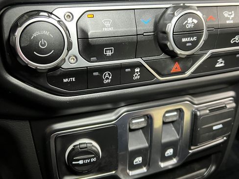 Certified 2023 Jeep Wrangler Sport S image 38