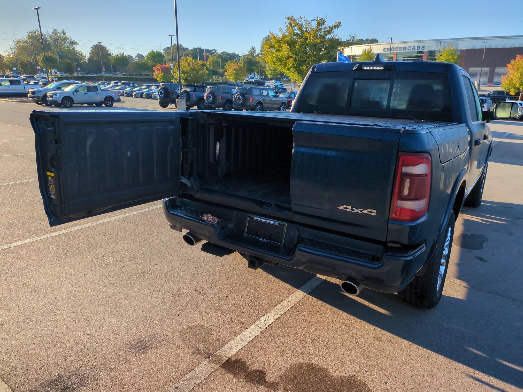 Used 2022 RAM 1500 Limited AWD/4WD image 43