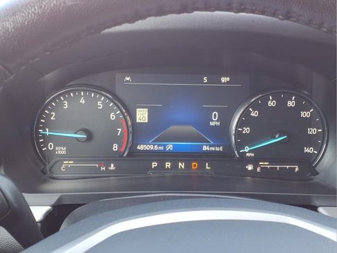 Used 2021 Ford Explorer XLT w/ Equipment Group 202A AWD/4WD image 18