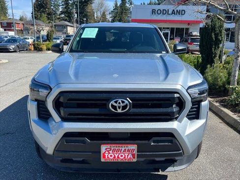 Certified 2025 Toyota Tacoma SR AWD/4WD image 5