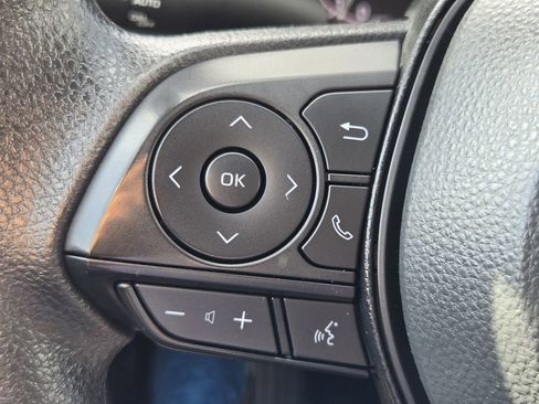 Used 2025 Toyota RAV4 XLE w/ Convenience Package FWD image 24