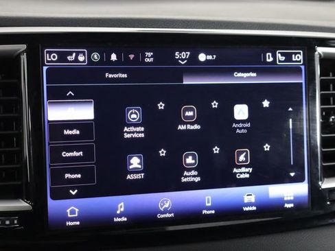 Used 2025 Chrysler Pacifica Select FWD image 34